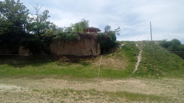 Током ванредног стања никла грађевина на локалитету Винча: Власнику наложено да хитно уклони објекат са погледом на неолит